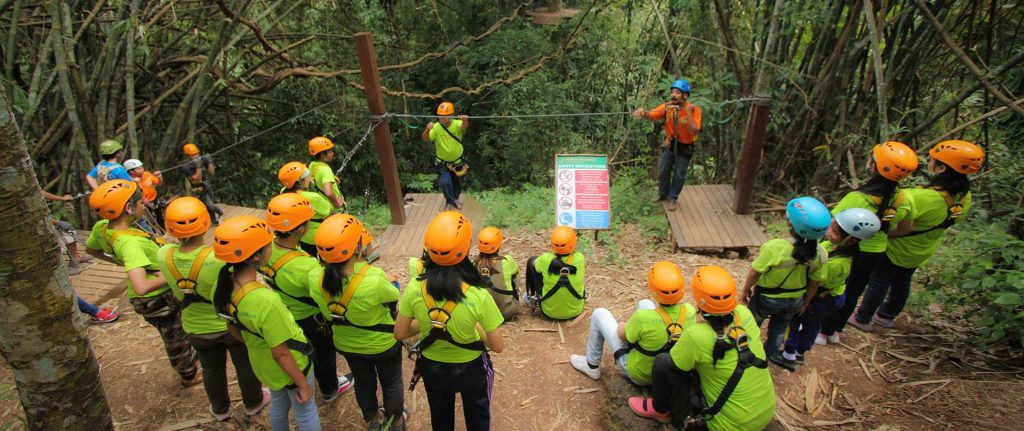 เจ้าหน้าที่อบรมก่อนเริ่มผจญภัย